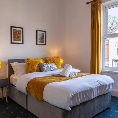 Holiday home Pass The Keys Best View In - 5 Bed Character House